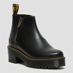 Dr Martens Rometty II Vintage Smooth Leather Chelsea Boots